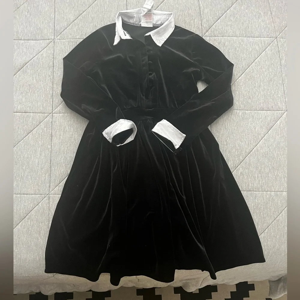 Girls Wednesday velvet costume
